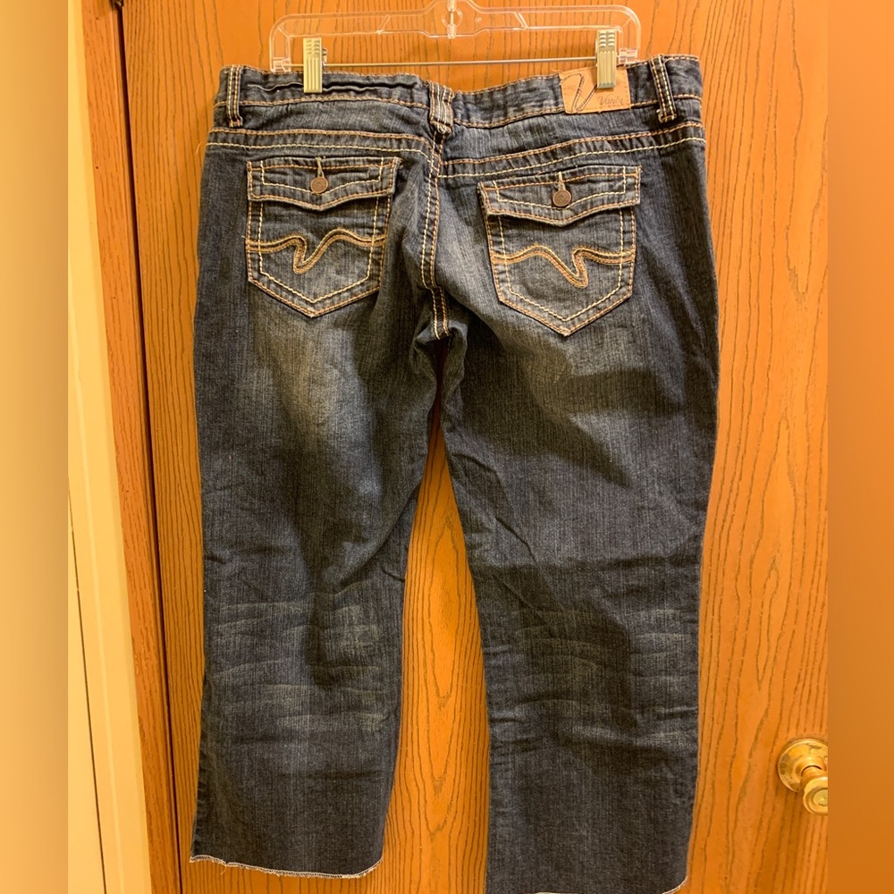 Vanity jeans size 32w 37L. Good condition